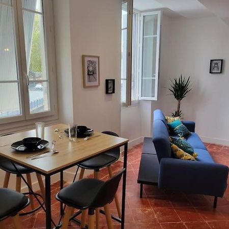 Appartement De Charme Avec Tomettes Et Parquet Graulhet 外观 照片